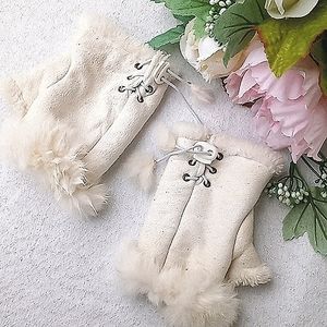 Fingerless Gloves